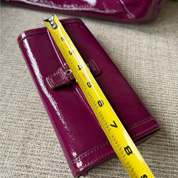 Coach F19709 Patent Leather Shoulder Bag and Wallet Set - Picture 3 of 9